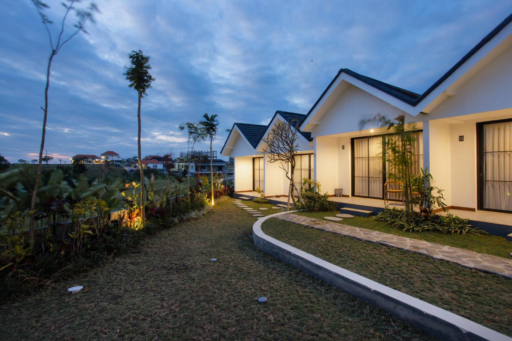 Sari Uma Canggu By Hospitality Bali Exteriör bild