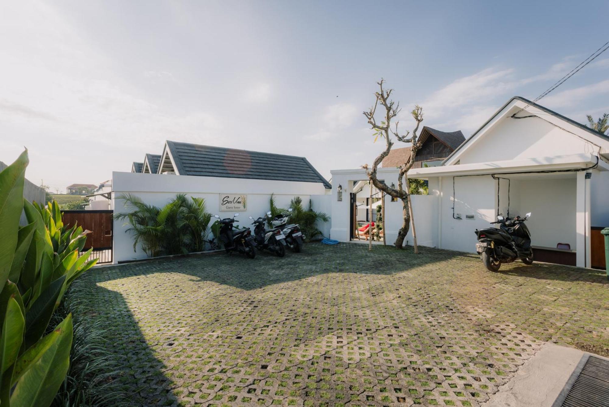 Sari Uma Canggu By Hospitality Bali Exteriör bild